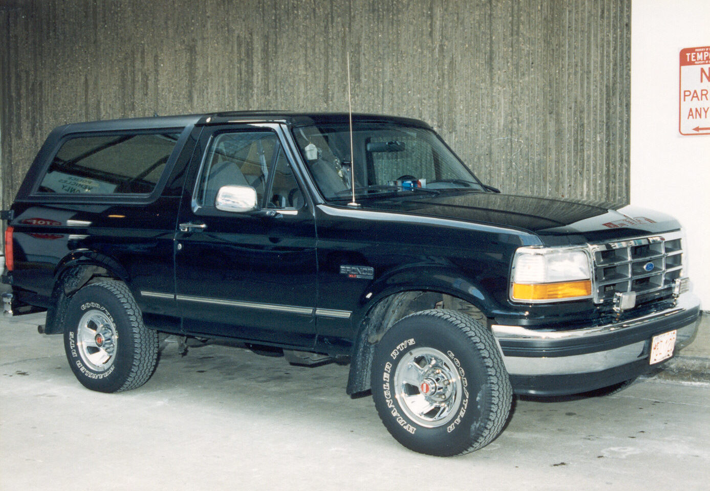 1995 Ford Bronco